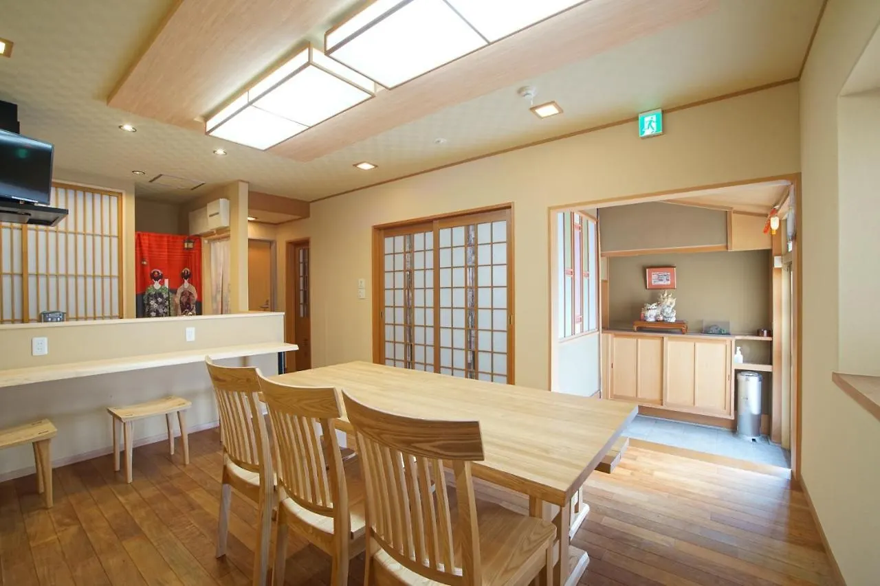 Villa Sakura Riverview Gion Kyōto Giappone